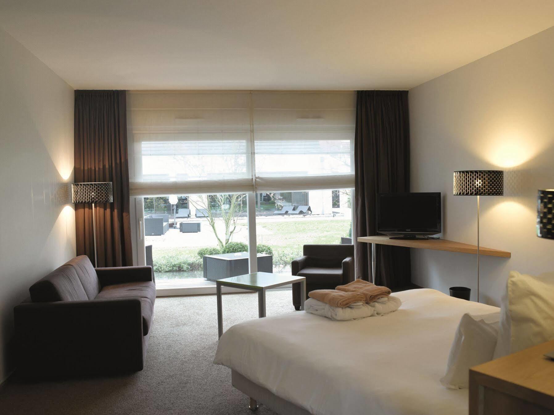 La Source Des Sens (Adults Only) Hotel Morsbronn-les-Bains Buitenkant foto